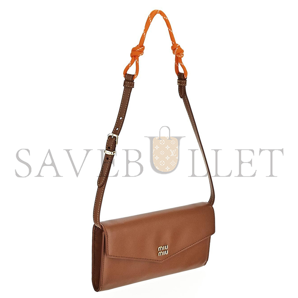 M*um*u leather with strap wallet 5mt025 (19*9.5*2cm)